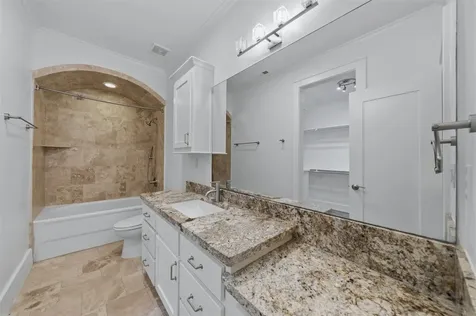 11714 Memorial Drive Houston TX 77024