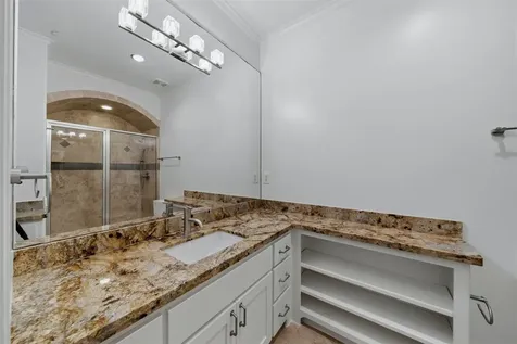 11714 Memorial Drive Houston TX 77024