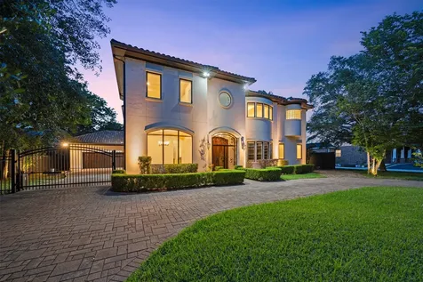 11714 Memorial Drive Houston TX 77024