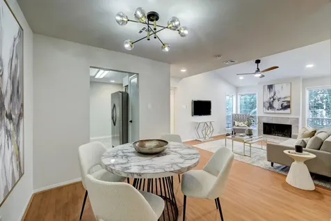 1201 Bering Drive 68 Houston TX 77057