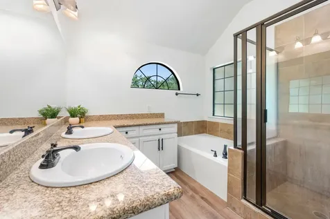 13732 Ferrill Creek Road Bryan TX 77808