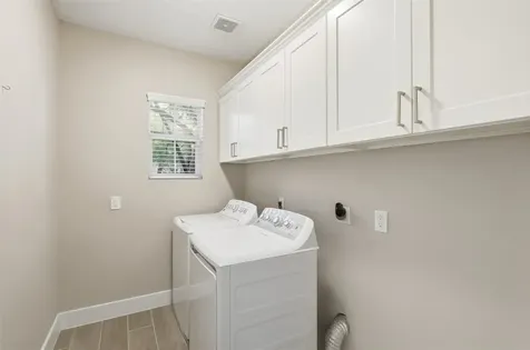 59 Champion Villa Drive Houston TX 77069