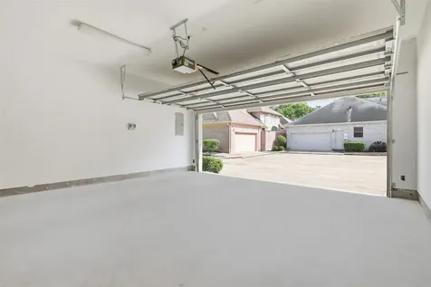 59 Champion Villa Drive Houston TX 77069