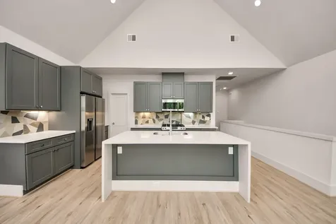 1044 Homer Street Houston TX 77091