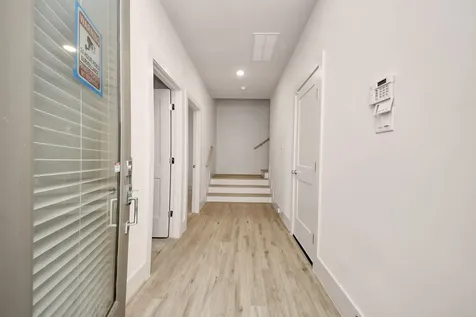 1044 Homer Street Houston TX 77091