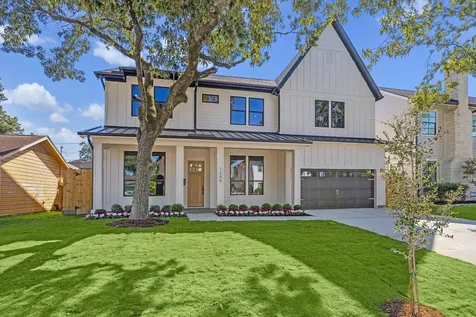 1339 Gardenia Drive Houston TX 77018