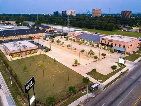 1339 Gardenia Drive Houston TX 77018