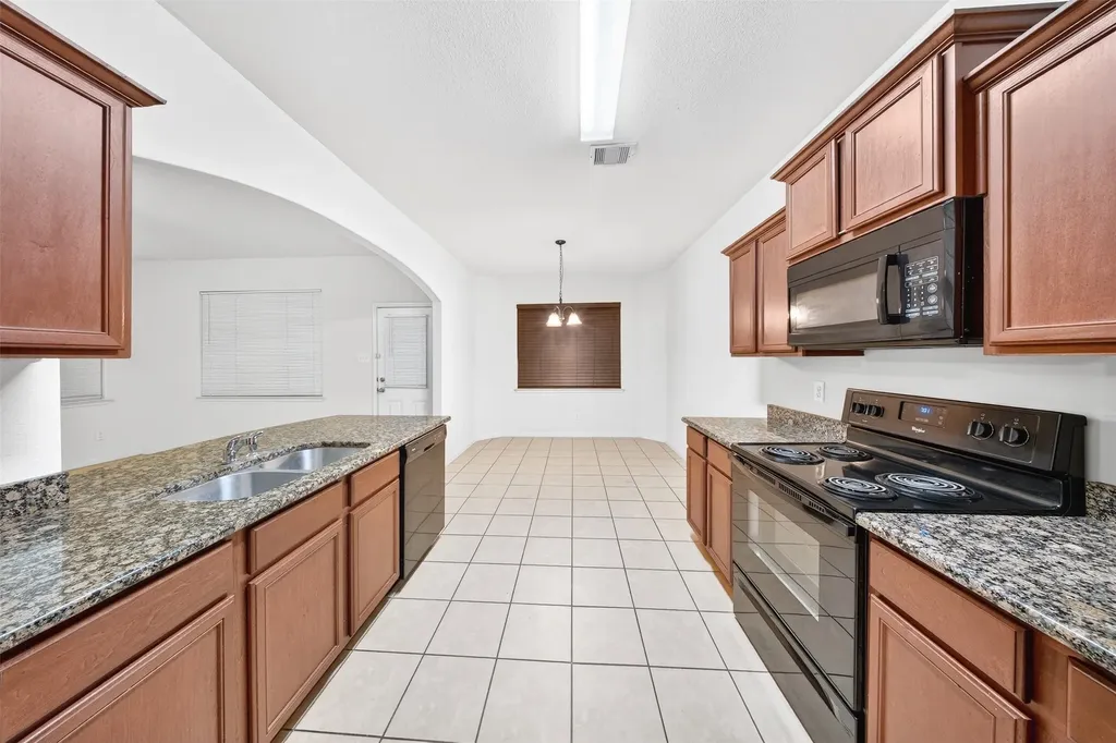 10913 Panther Court Houston TX 77099