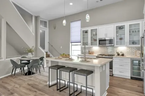 1221 Missouri Street 3 Houston TX 77006