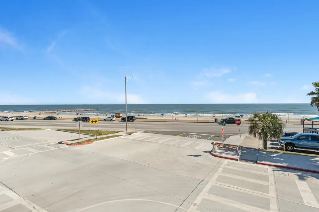 3102 Avenue S Galveston TX 77550