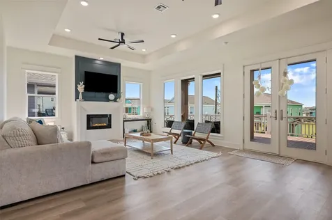 972 Driftwood Drive Crystal Beach TX 77650