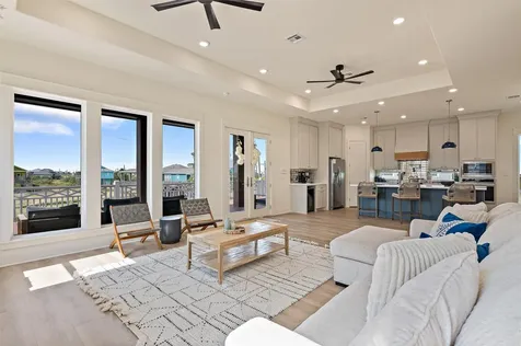 972 Driftwood Drive Crystal Beach TX 77650