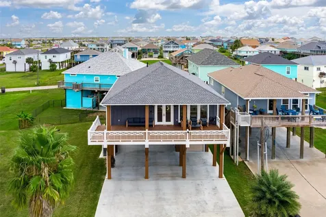 972 Driftwood Drive Crystal Beach TX 77650