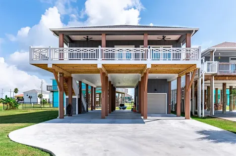 972 Driftwood Drive Crystal Beach TX 77650