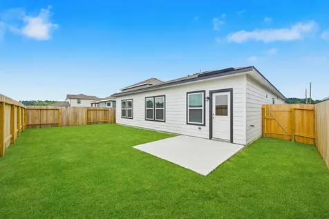 1881 Redwood Lane Dayton TX 77535