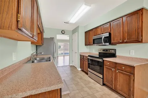 2020 Harbour Drive Seabrook TX 77586