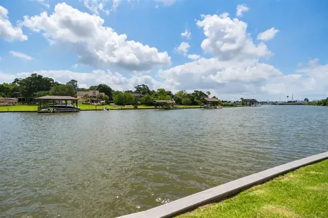 2020 Harbour Drive Seabrook TX 77586