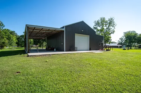 3442 County Road 2326 Dayton TX 77535