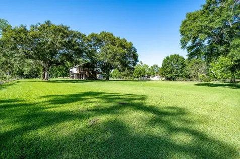 3442 County Road 2326 Dayton TX 77535