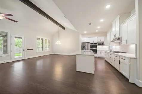 204 Bee Balm Court Conroe TX 77304