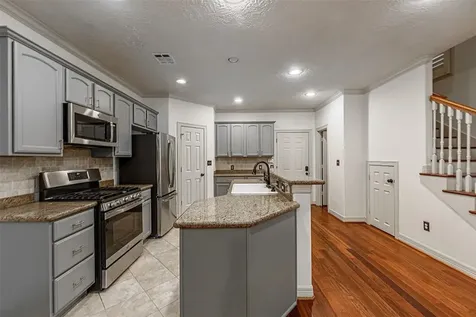 1324 Prince Street Houston TX 77008