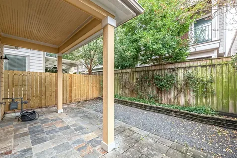 1324 Prince Street Houston TX 77008