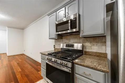 1324 Prince Street Houston TX 77008