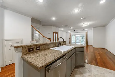 1324 Prince Street Houston TX 77008