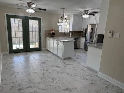 5650 Longwood Street Beaumont TX 77707