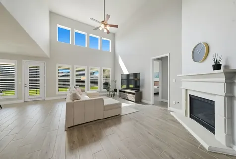 6923 Red Oak Drive Katy TX 77493