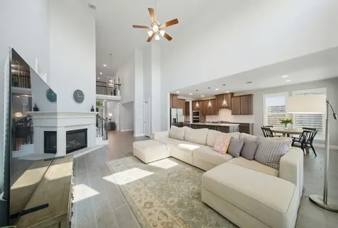 6923 Red Oak Drive Katy TX 77493