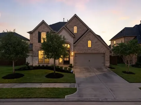 6923 Red Oak Drive Katy TX 77493