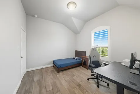 6923 Red Oak Drive Katy TX 77493