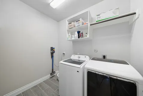 6923 Red Oak Drive Katy TX 77493