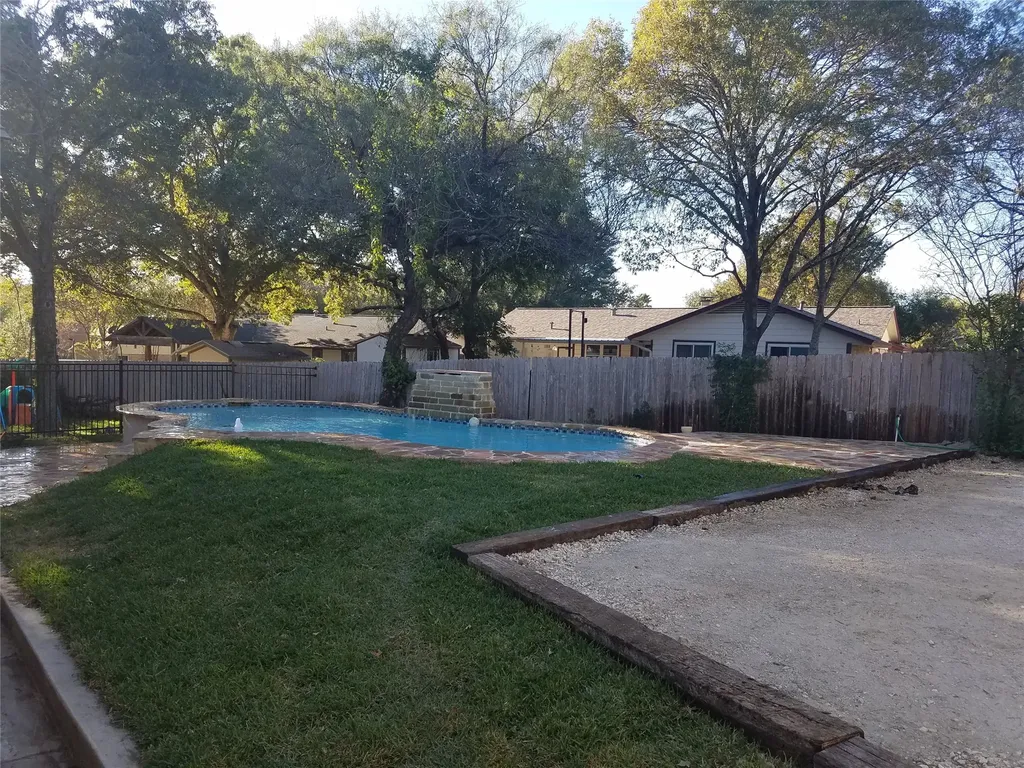 5831 Dan Duryea Street San Antonio TX 78240