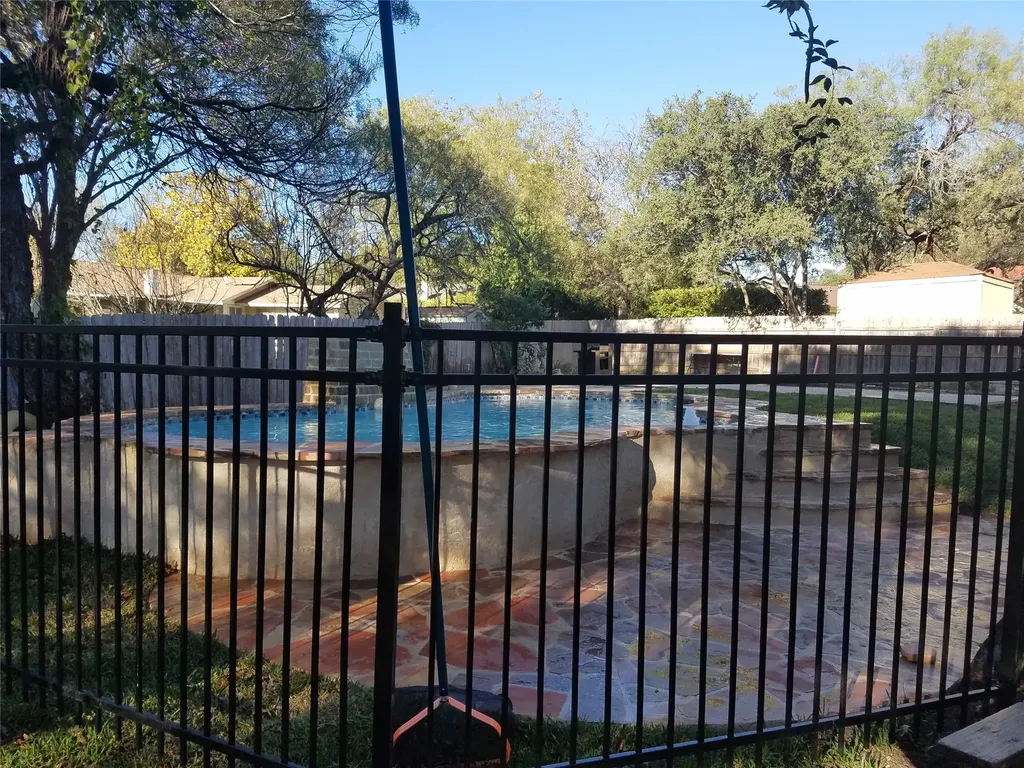 5831 Dan Duryea Street San Antonio TX 78240