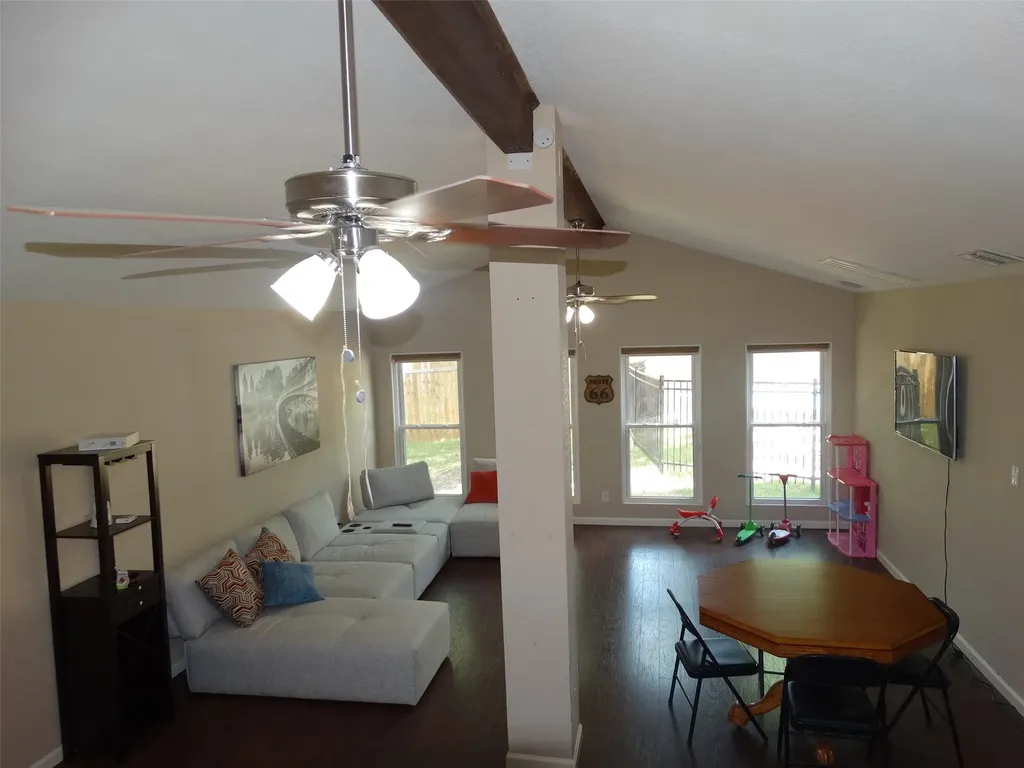 5831 Dan Duryea Street San Antonio TX 78240