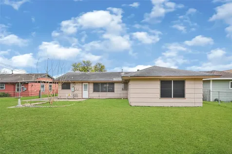 1853 Huge Oaks Street Houston TX 77055