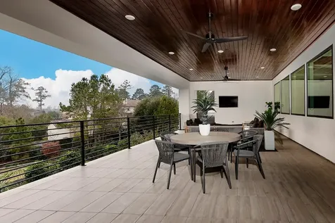 10 Lace Point The Woodlands TX 77382