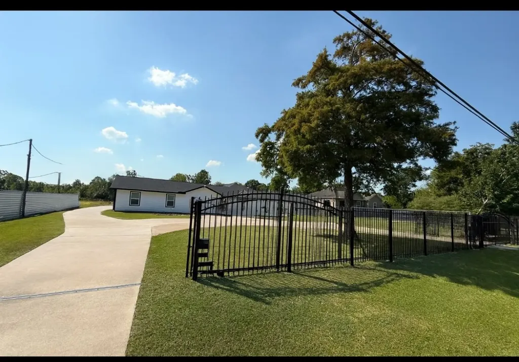 7610 Almeda Genoa Road Houston TX 77075