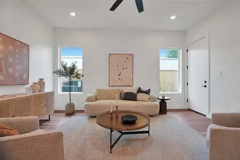 315 Palmer Street Houston TX 77003