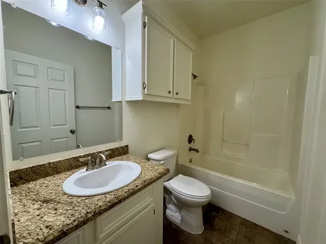 328 Green Leaf Street Huntsville TX 77340