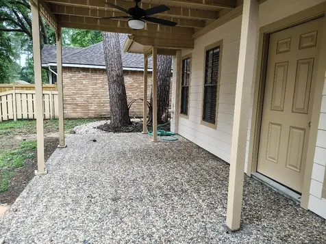 2823 Whitman Drive Montgomery TX 77356