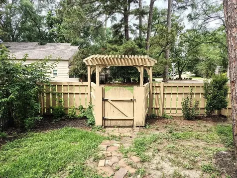 2823 Whitman Drive Montgomery TX 77356