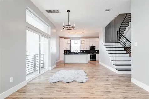 5522 Kiam Street A Houston TX 77007