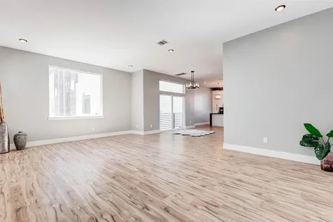 5522 Kiam Street A Houston TX 77007