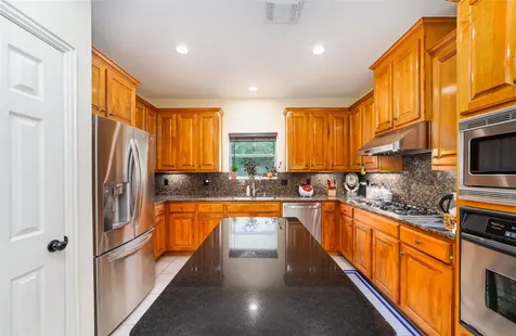 6035 N Arrowana Lane Houston TX 77036