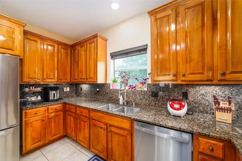 6035 N Arrowana Lane Houston TX 77036
