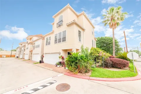 6035 N Arrowana Lane Houston TX 77036