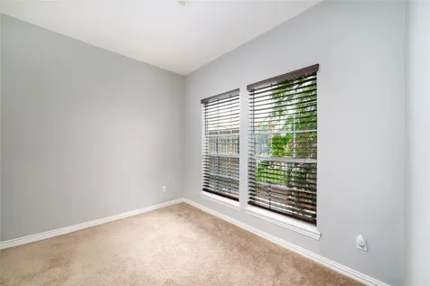 6035 N Arrowana Lane Houston TX 77036